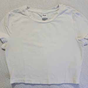 Aritzia TNA Classic White Tee Cropped
